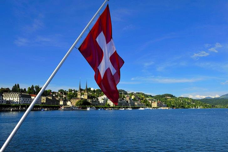 瑞士Sylvac新工廠落成，丹青公司應(yīng)邀參加